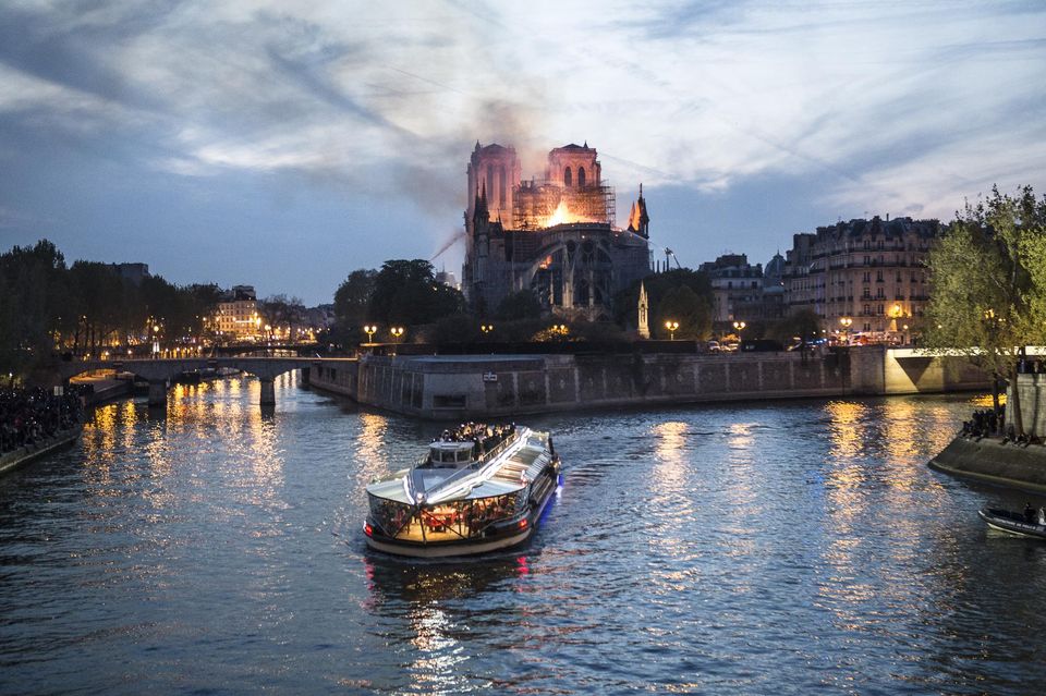 Notre Dame de Paris, le feu de la polémique