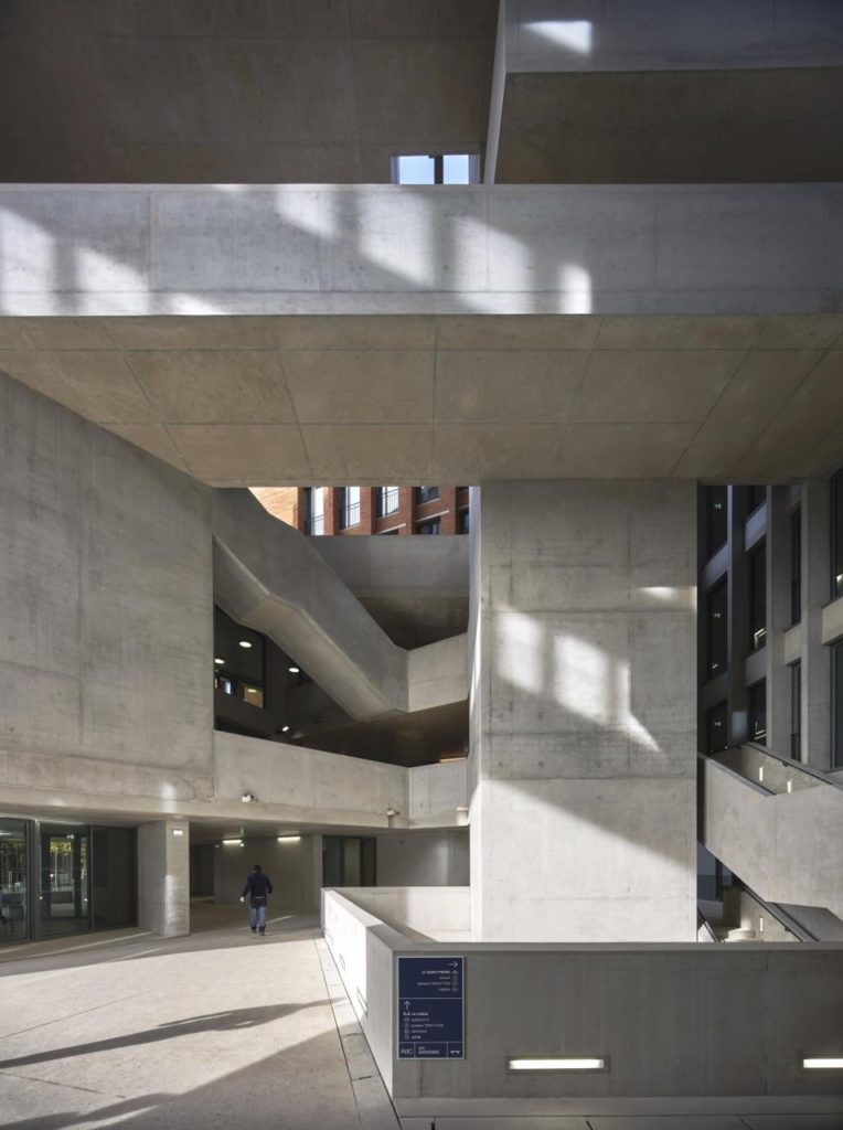 La Toulouse School of Economics GRAFTON